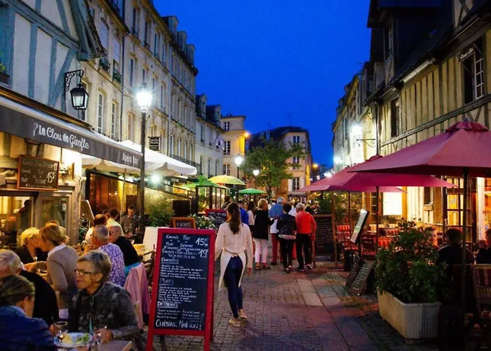 Le Penthouse - Vue Centre Ville, Proche Gare Sncf * Caen